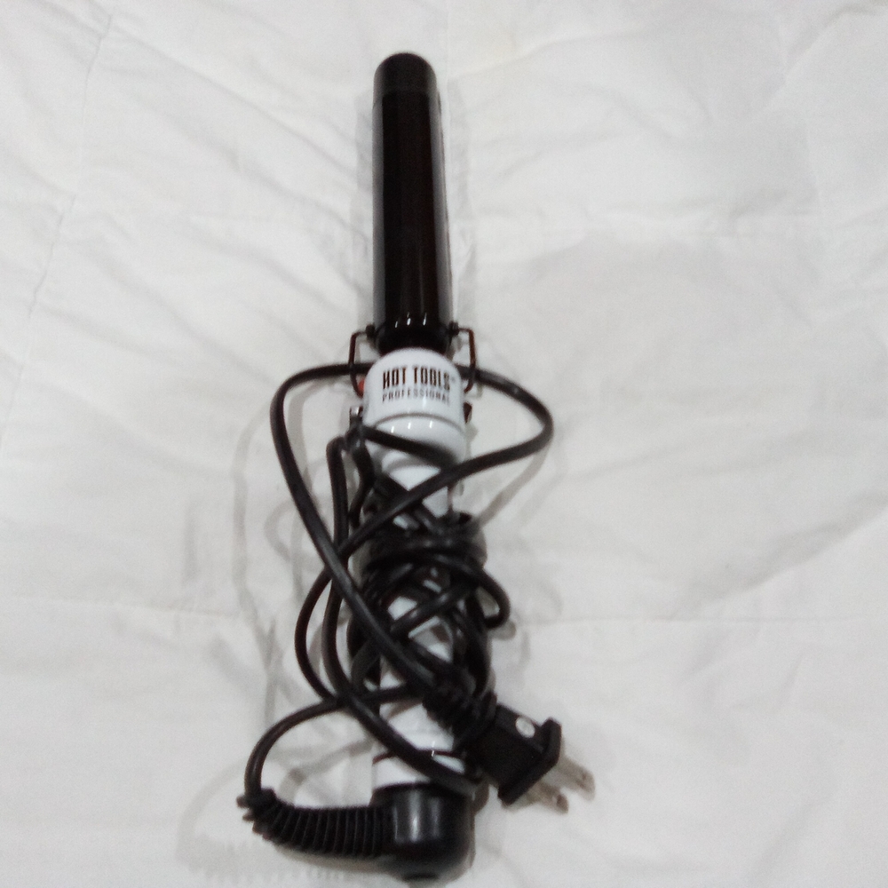 Hot Tools Professional Black Curling Iron